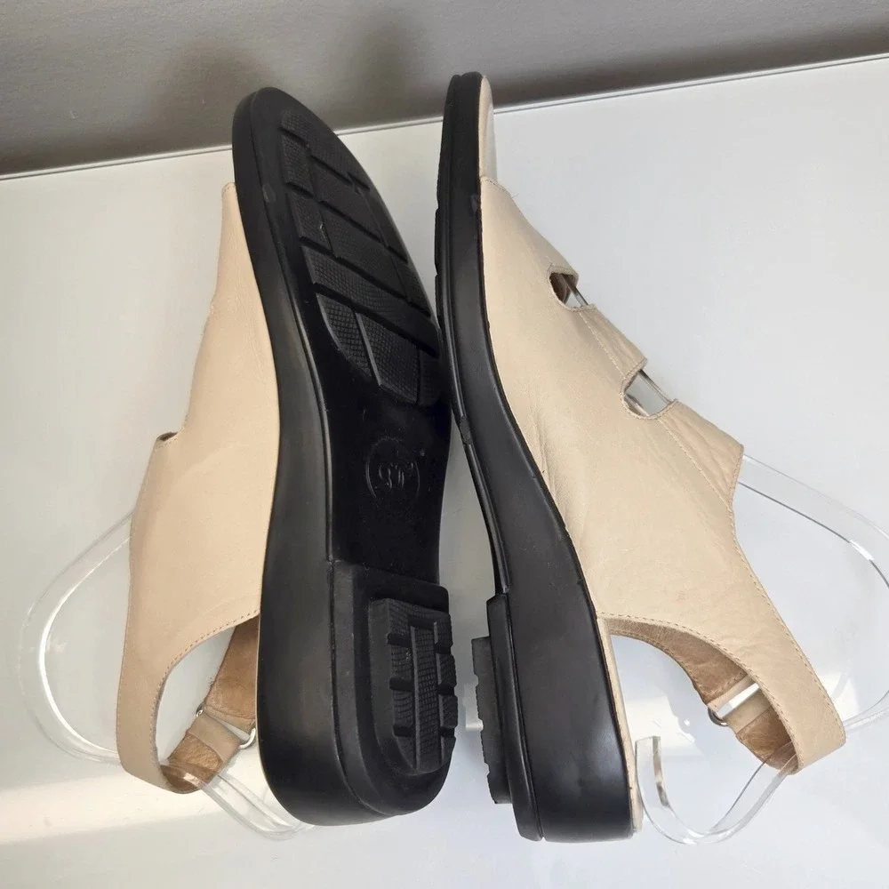 Gravity Defyer Strappy Sandals 9.5M Beige Leather‎ Versoshock Comfort Orthopedic